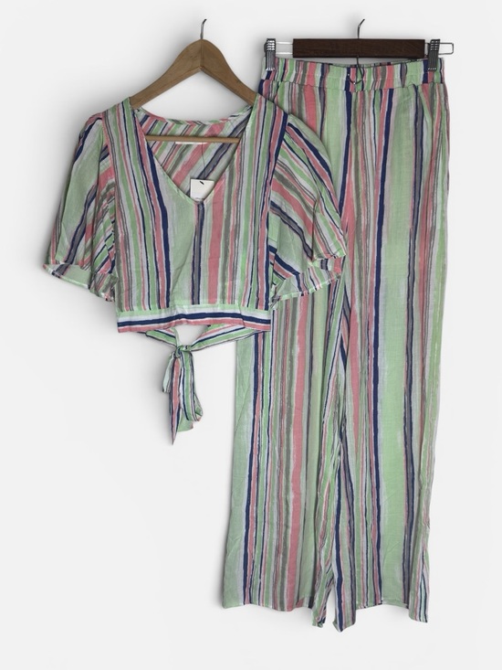 idem ditto Pants - NWT Idem Ditto Striped Crop Tie-Front/Wide Leg Set in Pastel Colors Boutique S
